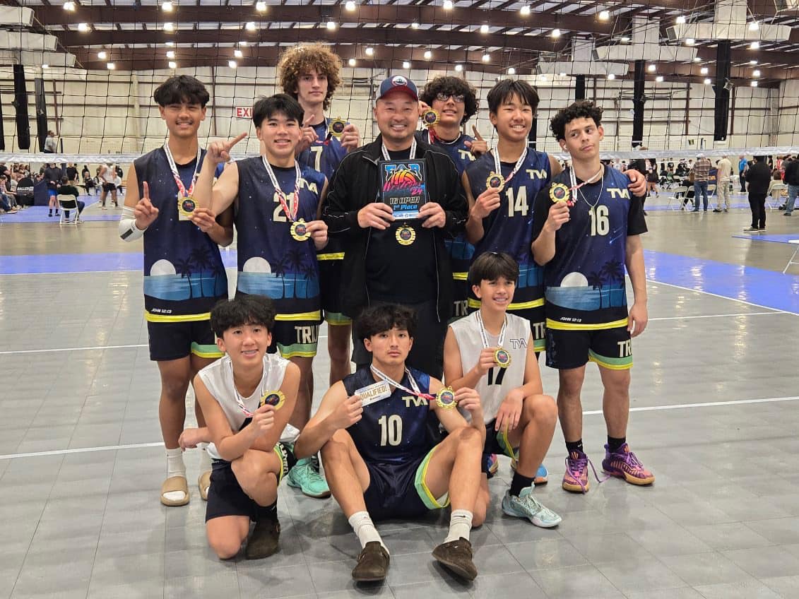Boys Indoor Volleyball